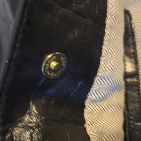 SALE! Steve Madden Handbag - Picture 8 of 9